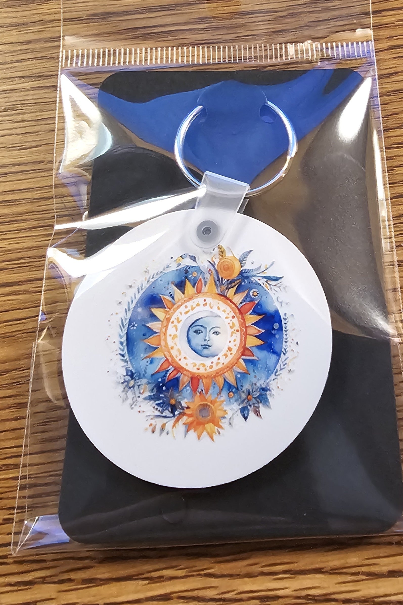 Handcrafted Key-Chains - Round - Moon