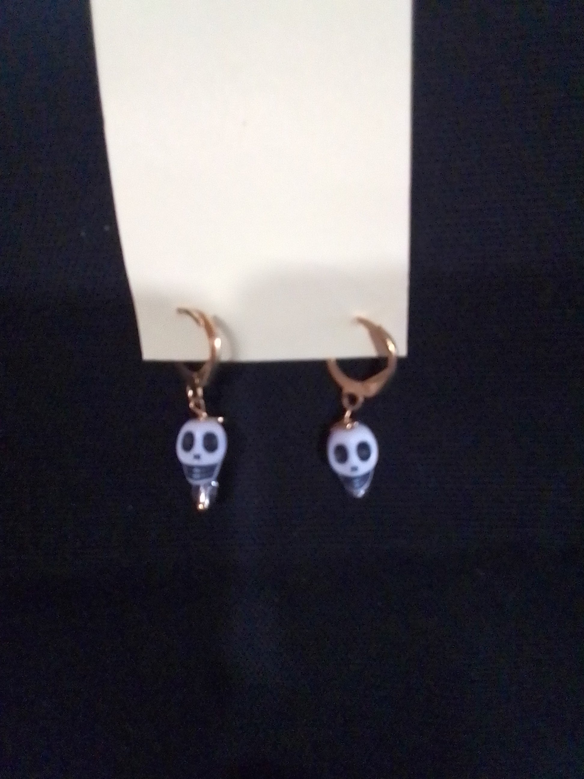 Handcrafted Dangle Earrings – 09