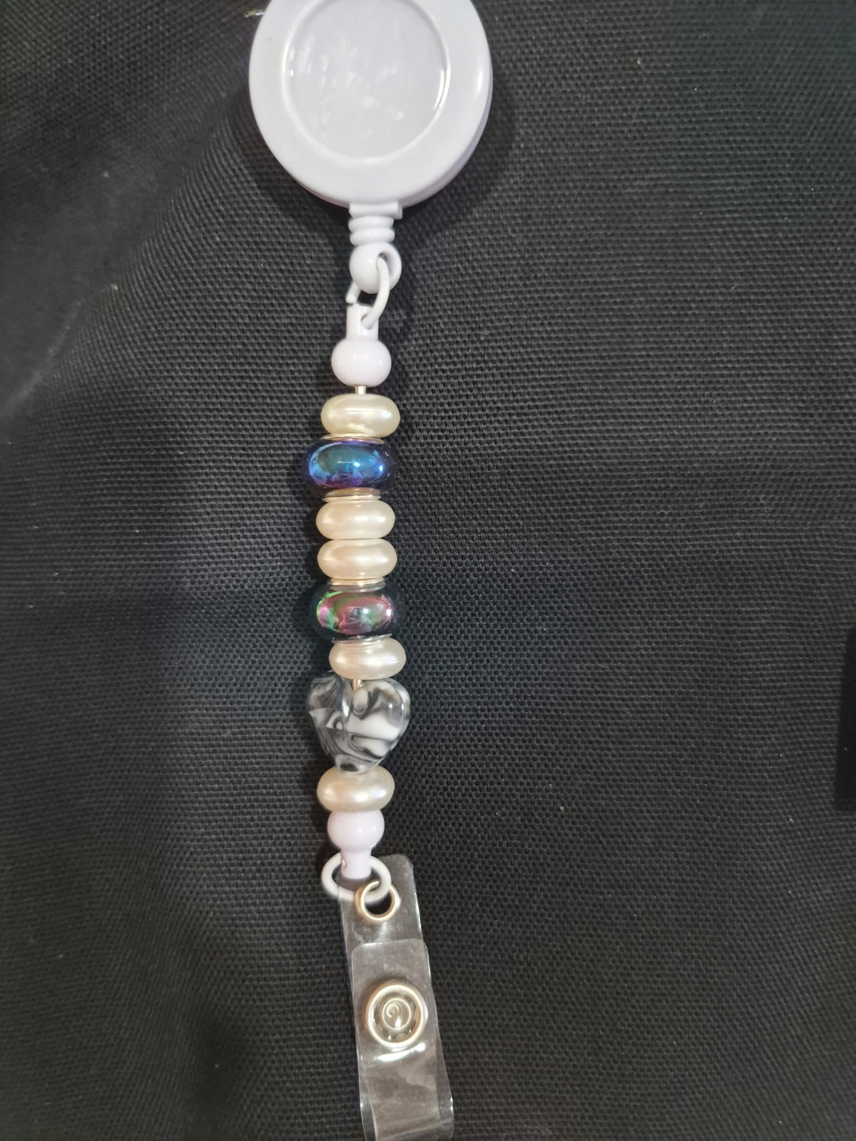 Badge Holders  - Everyday – Pearl, Grey Heart
