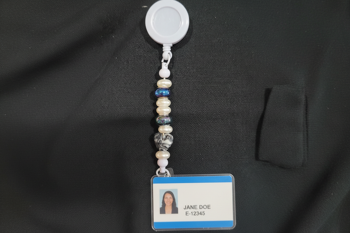 Badge Holders  - Everyday – Pearl, Grey Heart