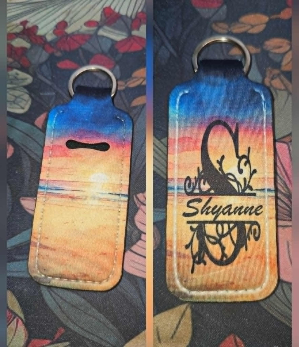 Spotlight: Personalized Keychain Holder (4 Items)